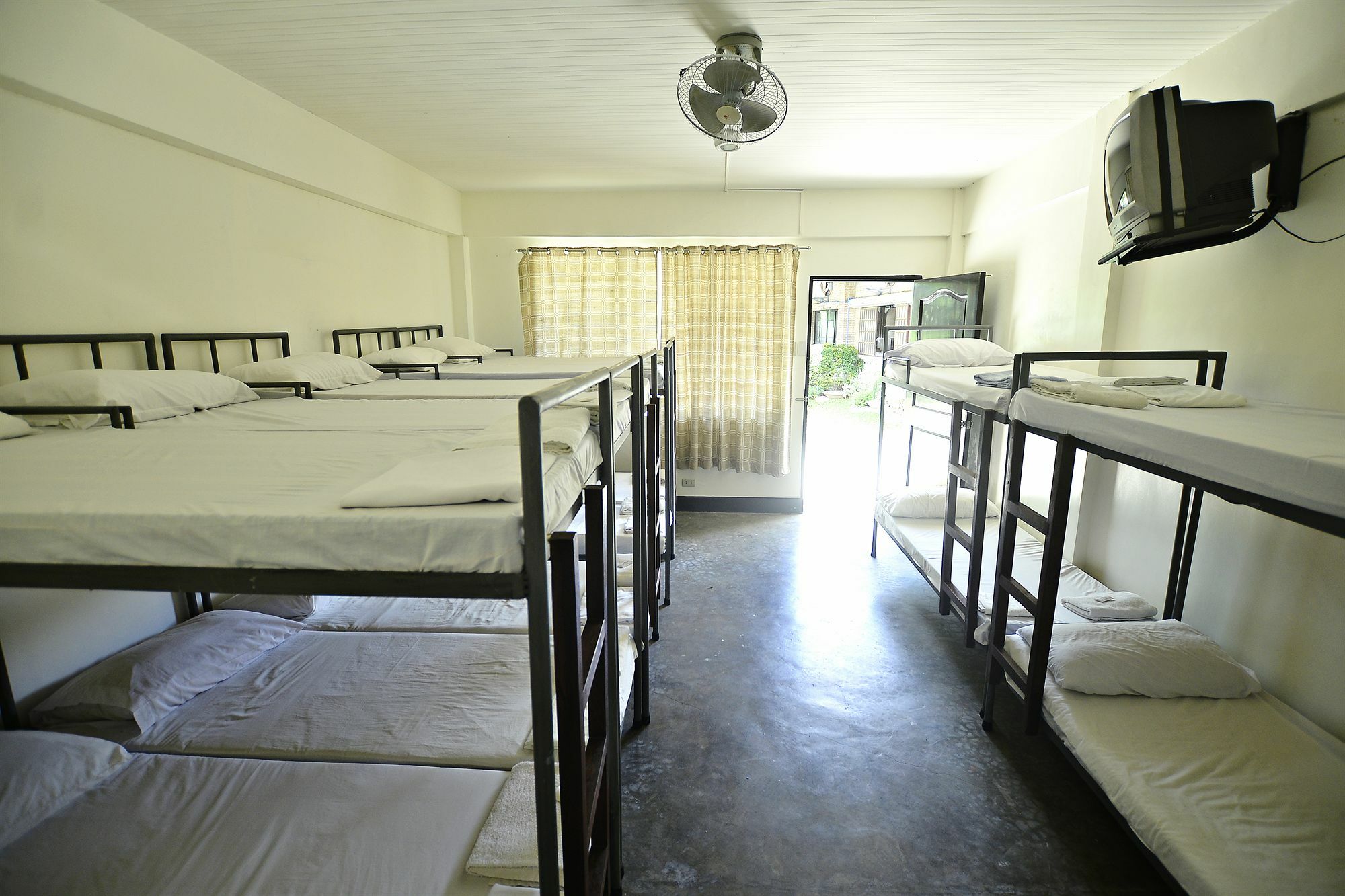 Reddoorz Plus Near Vigan Convention Center Exterior foto